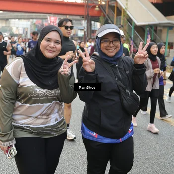 Runner Photo 4633975