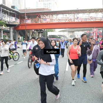 Runner Photo 4634010