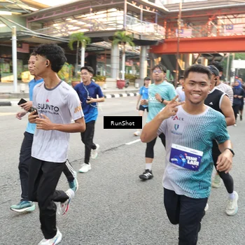 Runner Photo 4634063