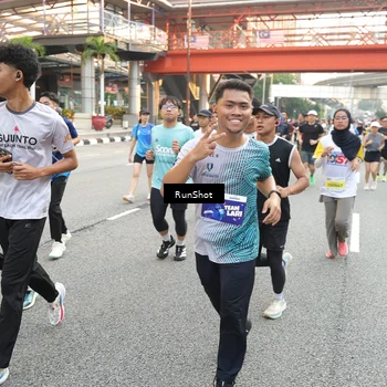 Runner Photo 4634092