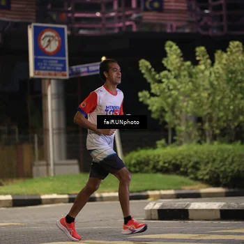 Runner Photo 4634246