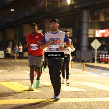 Runner Photo 4634328