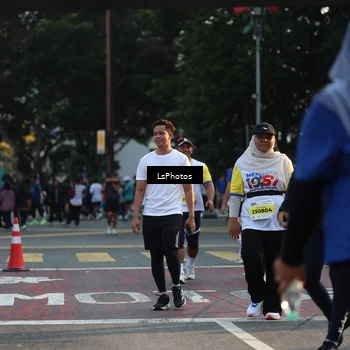 Runner Photo 4634415