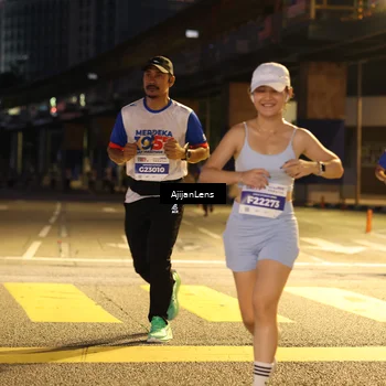 Runner Photo 4634430