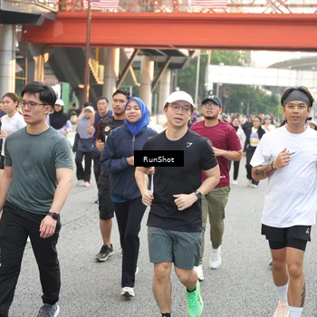 Runner Photo 4634468
