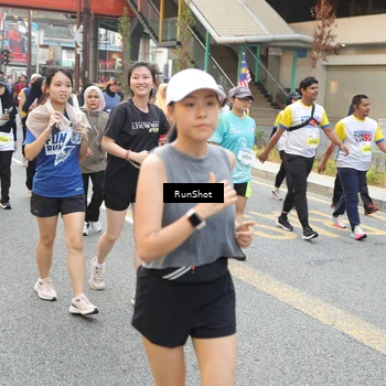 Runner Photo 4634479