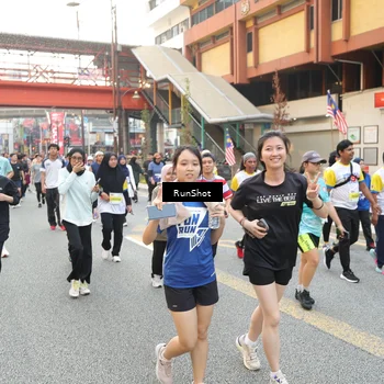 Runner Photo 4634615