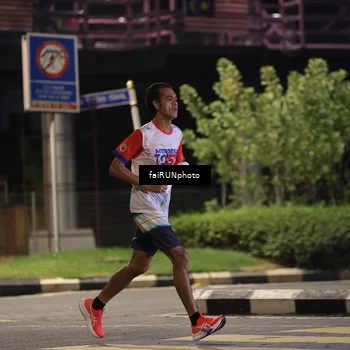 Runner Photo 4634679