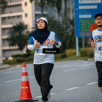 Runner Photo 4634690
