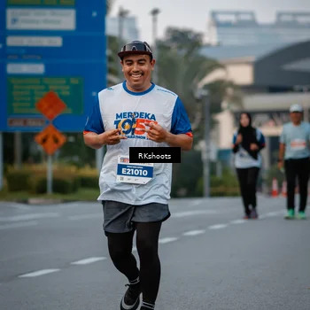 Runner Photo 4634692