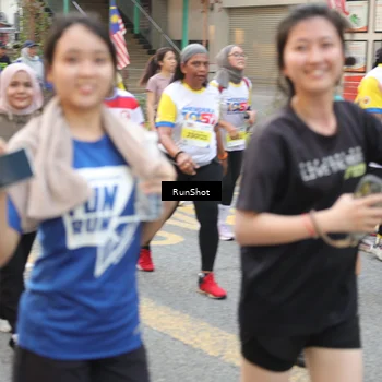 Runner Photo 4634720