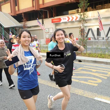 Runner Photo 4634841