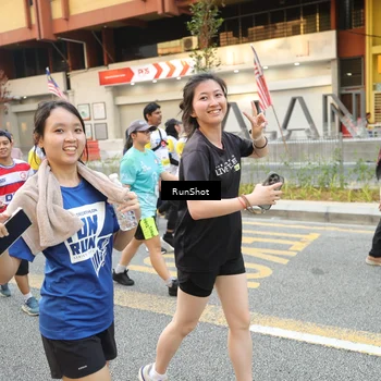 Runner Photo 4634850