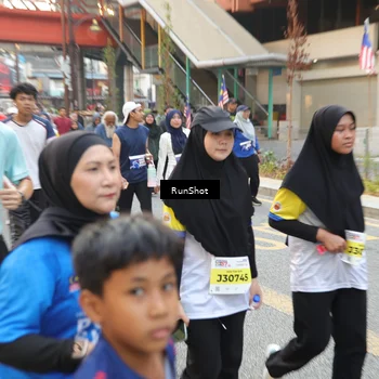 Runner Photo 4635075