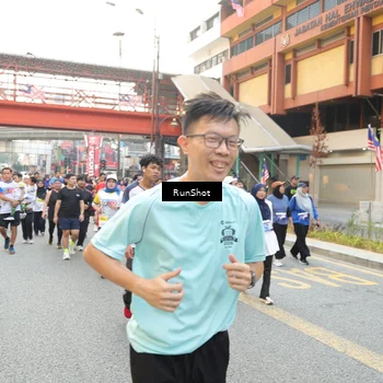 Runner Photo 4635160