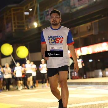 Runner Photo 4635350