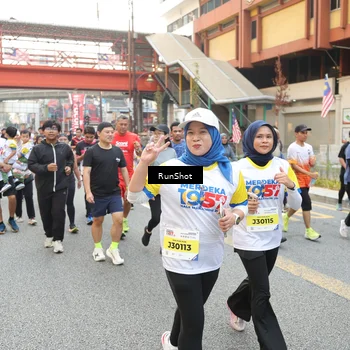 Runner Photo 4635479
