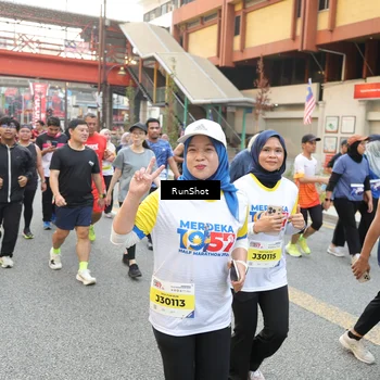 Runner Photo 4635493