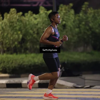 Runner Photo 4635600