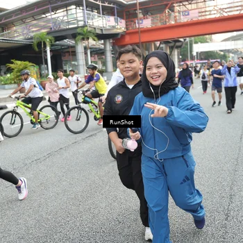 Runner Photo 4635651