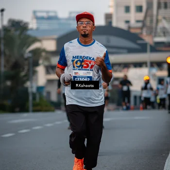 Runner Photo 4635748