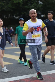 Runner Photo 4635750