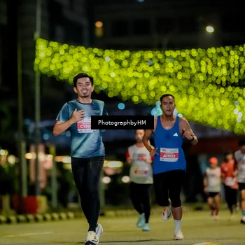 Runner Photo 4635759