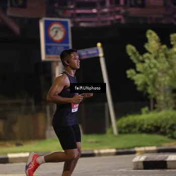 Runner Photo 4635789