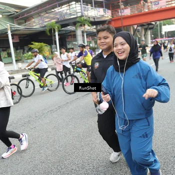 Runner Photo 4635865