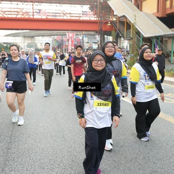 Runner Photo 4635895
