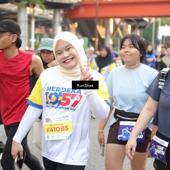 Runner Photo 4635972
