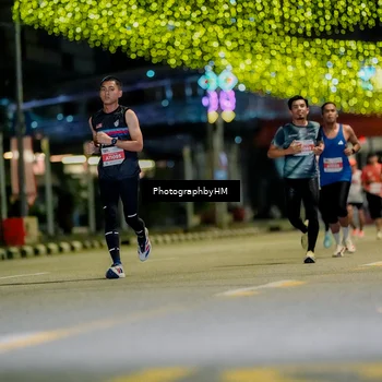 Runner Photo 4635973