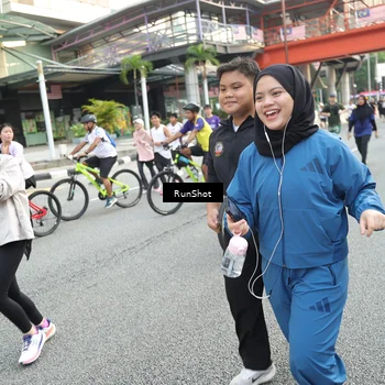 Runner Photo 4635995