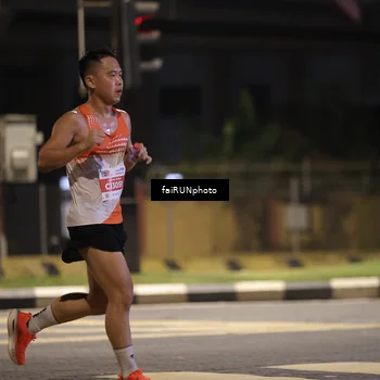 Runner Photo 4636057