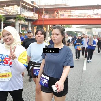 Runner Photo 4636070