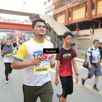 Runner Photo 4636084