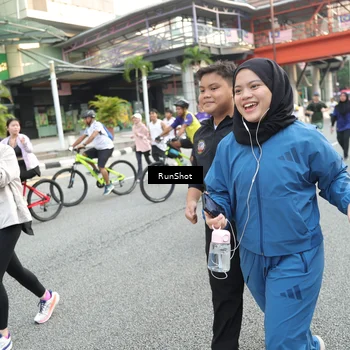Runner Photo 4636094