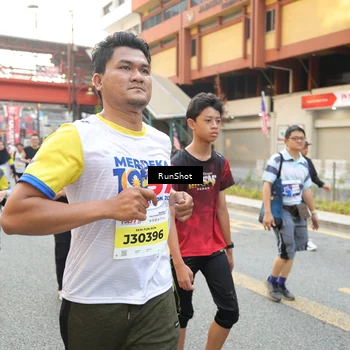 Runner Photo 4636104