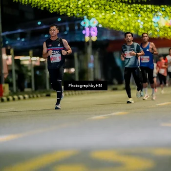 Runner Photo 4636115