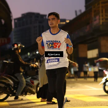Runner Photo 4636165