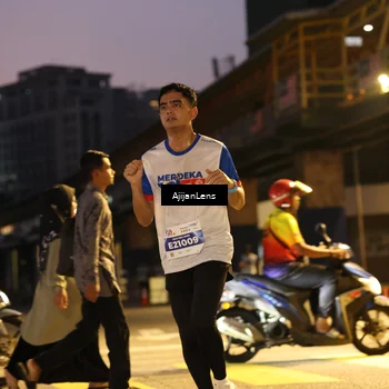 Runner Photo 4636170