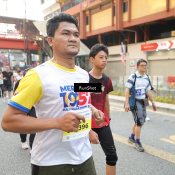 Runner Photo 4636174