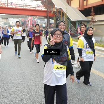 Runner Photo 4636204