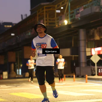 Runner Photo 4636300
