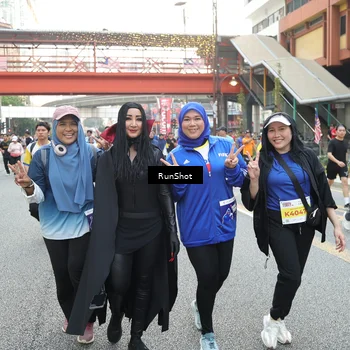 Runner Photo 4636330