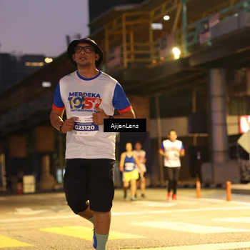 Runner Photo 4636343