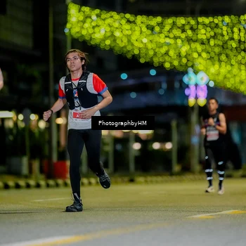Runner Photo 4636345