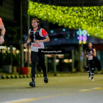 Runner Photo 4636380