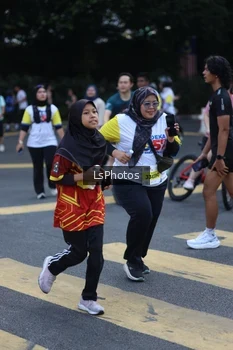 Runner Photo 4636474