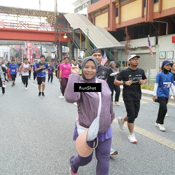 Runner Photo 4636676